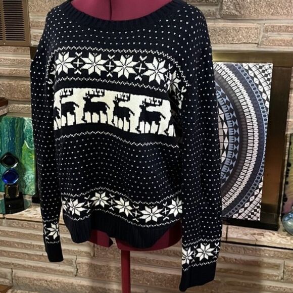 NWOT POL Navy Fair Isle Pullover Sweater - Picture 3 of 11